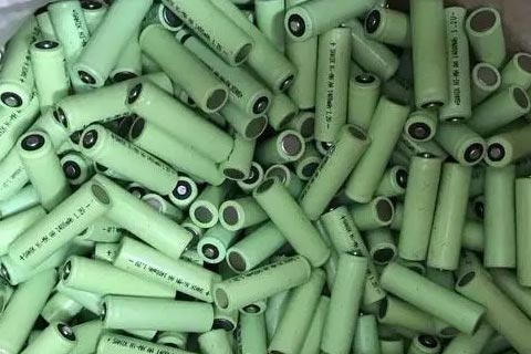 鼎城金凤收废弃蓄电池,二手废电池回收|UPS蓄电池回收价格