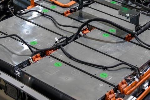 承德瓦尔塔废铅酸电池回收-回收旧电池公司